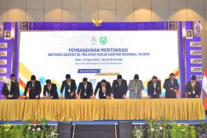 Wako Maulana Teken Komitmen Meritokrasi ASN, Dorong Birokrasi Kota Jambi Lebih Profesional