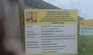 Baru Selesai Dikerjakan, Jalan Rigid Beton di Talang Duku Muaro Jambi Sudah Retak: Diduga Ada Permainan Mutu!